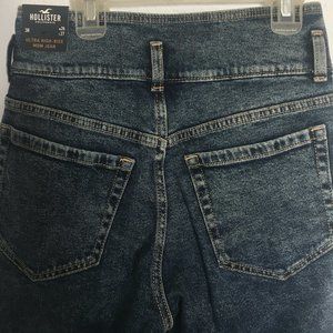 NWT 💕RARE💕 Hollister Ultra High Rise Jeans